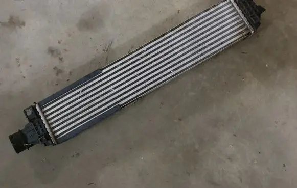 Audi A4 S4 B9 Intercooler radiator 8W0145805N