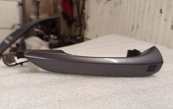 Hyundai Ioniq Front door exterior handle 