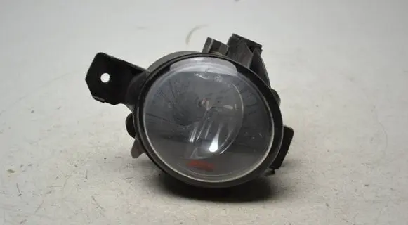 BMW X3 E83 Front fog light 89203663 6924656 13101610