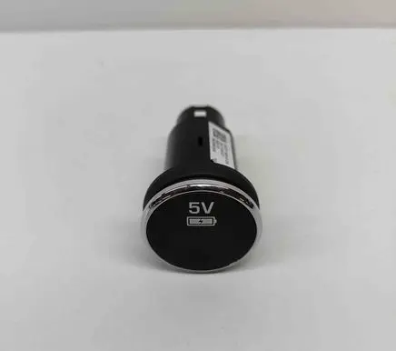 Land Rover Discovery 5 USB socket connector FK7219010DA