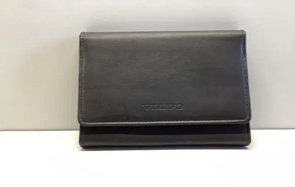 Volvo V70 User manual 