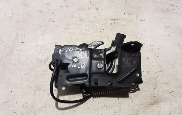 BMW 3 F30 F35 F31 Engine bonnet (hood) release handle 7242548
