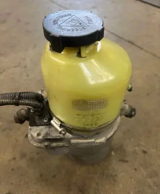 Opel Astra H Power steering pump 1040085003094D0