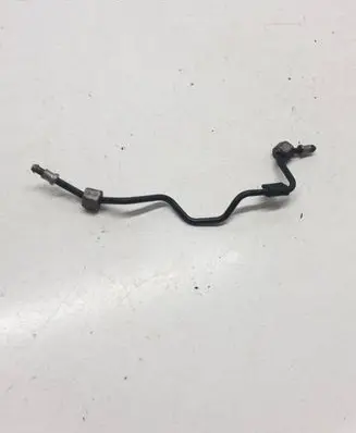 Jeep Grand Cherokee (WK) Fuel injector supply line/pipe 