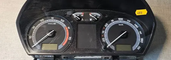 Skoda Fabia Mk1 (6Y) Speedometer (instrument cluster) 6Y0920863M 88311298