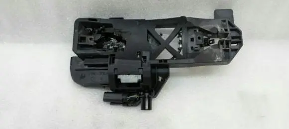 Mercedes-Benz S W221 Front door exterior handle/bracket A2217600634