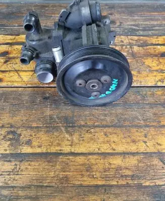 BMW 1 E81 E87 Power steering pump 6769598 7617955134 7551569
