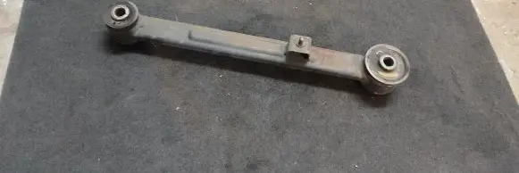 Rear upper control arm/wishbone