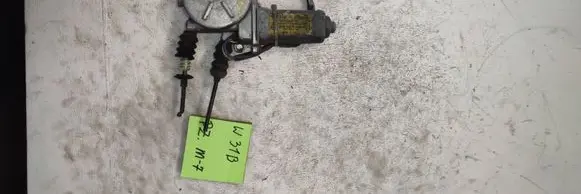 KIA Sportage Front door window regulator with motor K01158580
