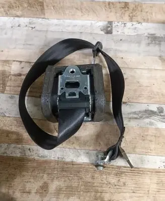 Audi A6 S6 C6 4F Rear seatbelt 4F0857805E 040541