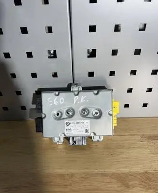 BMW 5 E60 E61 Door control unit/module 6957759 75789012