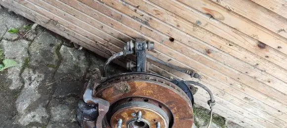 Honda CR-V Front wheel hub