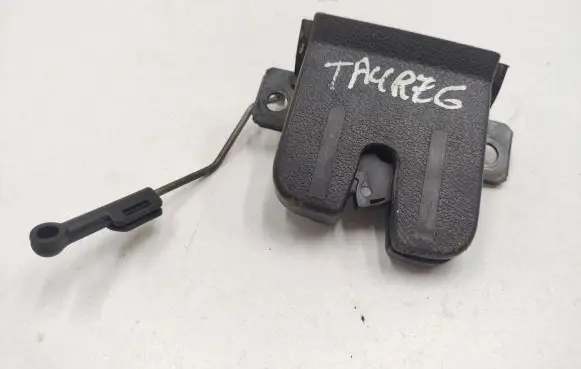 Volkswagen Touareg I Tailgate/trunk/boot lock/catch/latch