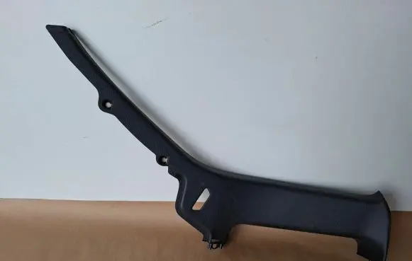 Volvo V70 (D)pillar trim (top) 1882