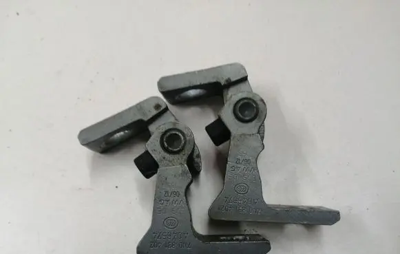 Volkswagen Sharan Front door hinge set 7N0831402