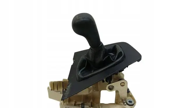 Volvo S60 Gear shifter/selector 30646412