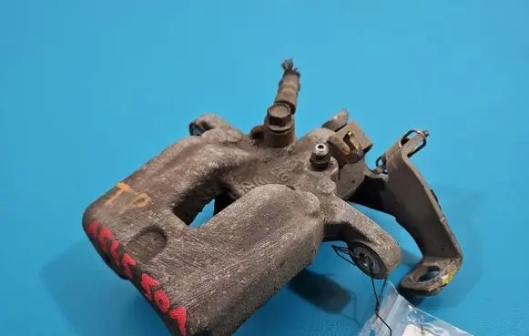 Hyundai i30 Rear brake caliper IMPRK1545501