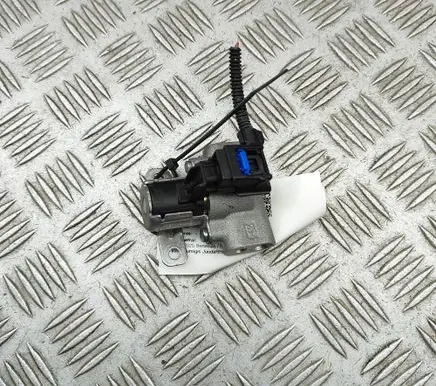 Renault Austral Air conditioning (A/C) expansion valve 924875516R