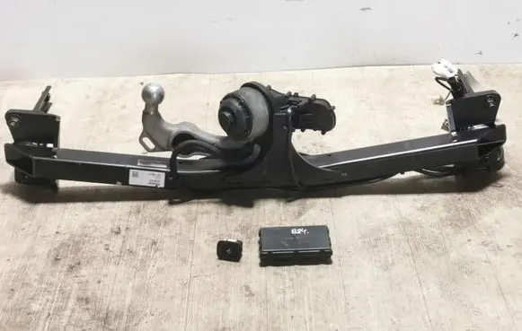 Polestar 2 Tow bar set 32207226 32207231 32207828