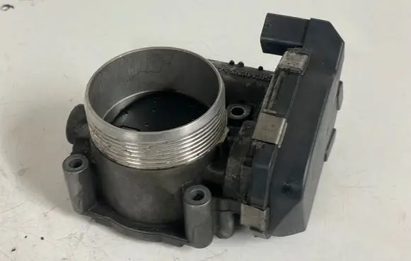 BMW 7 F01 F02 F03 F04 Throttle valve 1354755594403 7555944
