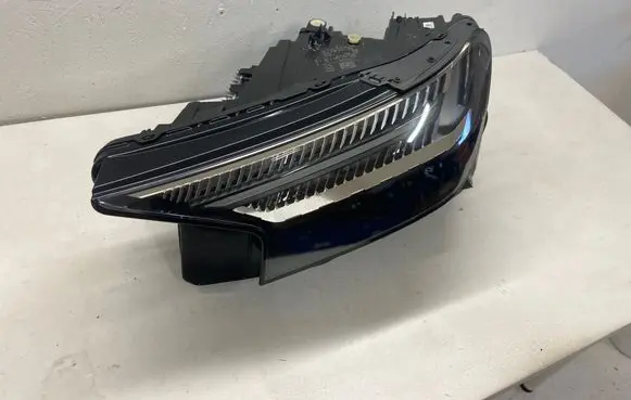 Audi Q4 Sportback e-tron Headlight/headlamp 89A941035F L265739