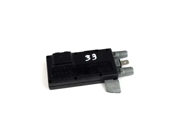 Mercedes-Benz C W202 Antenna control unit 2028201489