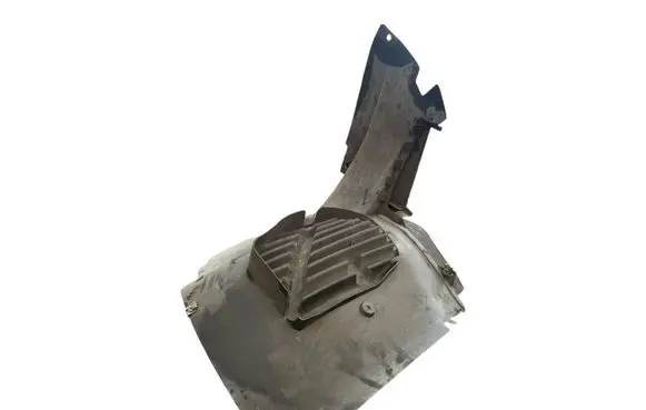 Front wheel arch liner splash guards