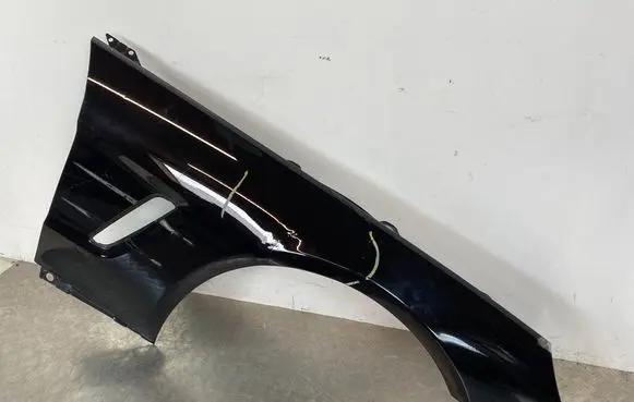 Mercedes-Benz SL R231 Fender
