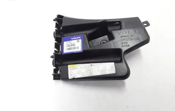 Volvo V60 Front bumper mounting bracket 30796625