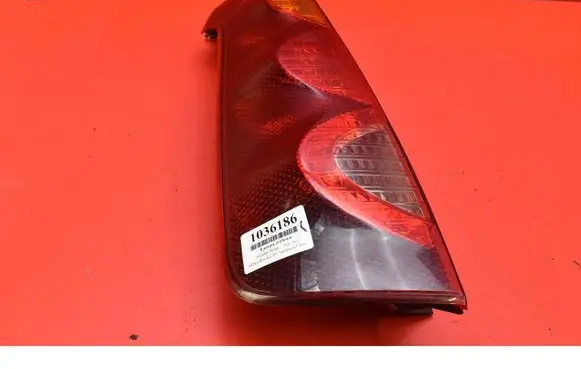Nissan Note (E11) Rear/tail lights 220-16752