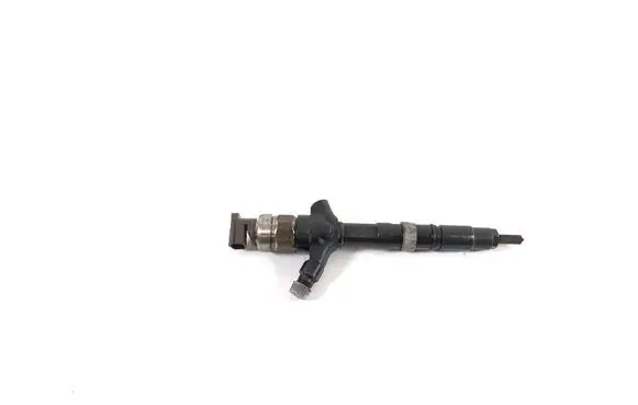 Fuel injector