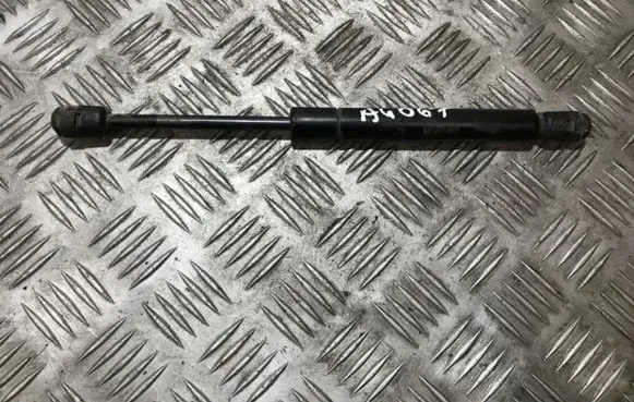 Audi A4 S4 B5 8D Tailgate/trunk strut/damper 8d5827552f