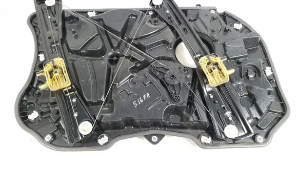 BMW M5 F90 Front door window regulator with motor 51337487086
