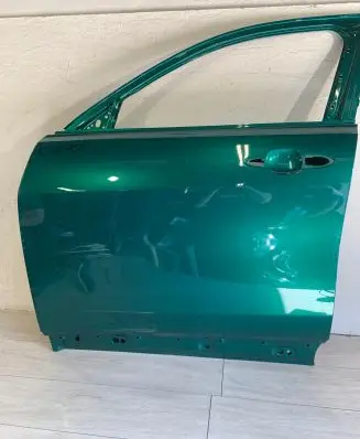 Alfa Romeo Tonale Front door