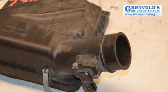 Subaru Impreza III Mass air flow meter 22680AA360 AFH70M-59A