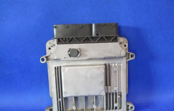 KIA Ceed Engine control unit/module ECU 391192B060 0261S05836 1039S36311