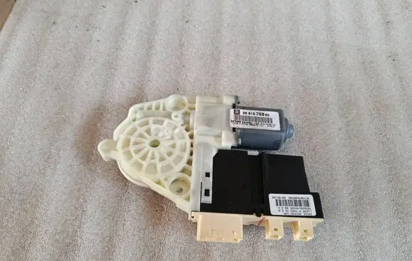 Citroen C4 I Front door window regulator motor 9681575880 964880100
