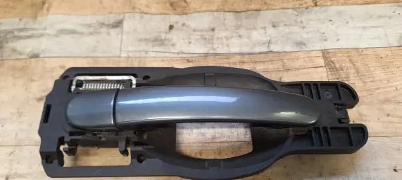Audi A2 Rear door exterior handle 153352010 8Z0837885