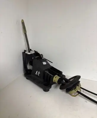 Peugeot 207 Gear shifter/selector 9685232280 2762008 63537