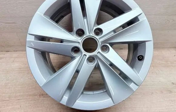 Volkswagen Golf VIII R16 alloy rim 5H0601025