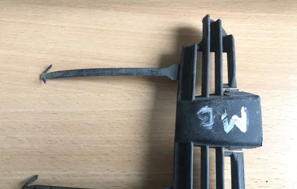 Mercedes-Benz A W168 Front tow hook cap/cover A1688850623