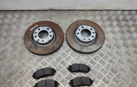 Opel Astra L Front brake disc