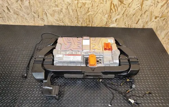 Audi Q5 SQ5 Hybrid / electric car battery 8R0915591