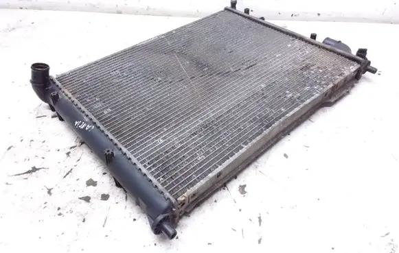 Coolant radiator