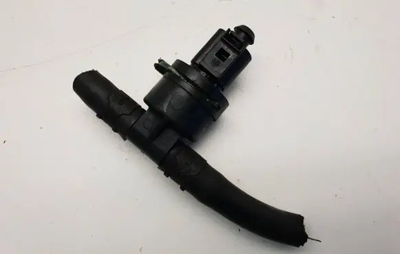 Volkswagen PASSAT B6 Sensor 1J0973702