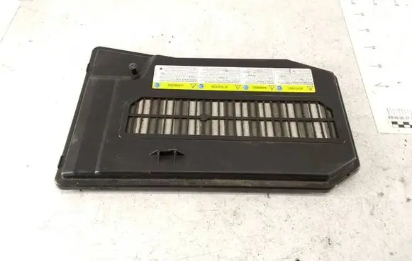 Audi Q7 4L Battery box tray cover/lid 7L0864643B