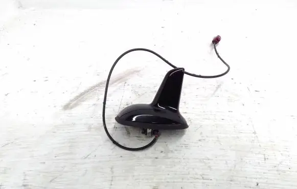 Mercedes-Benz E A207 Aerial GPS antenna
