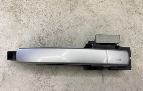 Nissan Pathfinder R51 Front door exterior handle 80611EB300