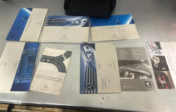 Mercedes-Benz B W245 Owners service history hand book 
