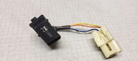 Traction control (ASR) switch